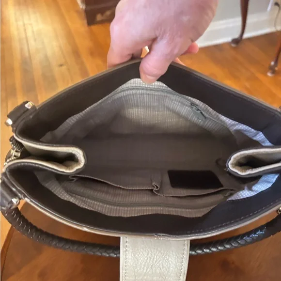 Brighton Ali Leather Tote Bag - Picture 7 of 9